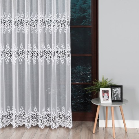 Firanka biała z aplikacją na markizecie 122391/433/001/250000/1