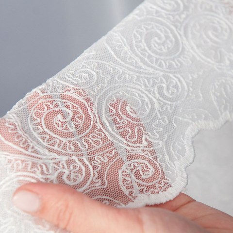 DEBORA Firanka haftowana z samym dołem, 280cm, kolor 100 biały 112612/885/100/280000/1