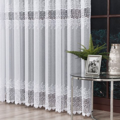 Firanka biała z aplikacją na markizecie pasowa 082492/433/001/250000/1