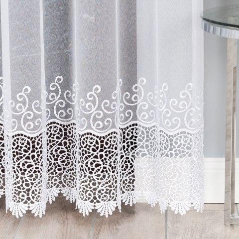 Firanka biała z aplikacją na markizecie pasowa 082492/433/001/250000/1