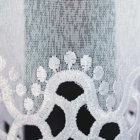 Firanka z aplikacją na markizecie ze wzorem pasowym, wysokość 175cm, kolor 001 biały 008897/433/001/175000/1