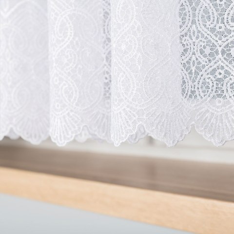 Firanka haftowana ze wzorem na samym dole, wysokość 160cm, kolor 001 biały 008240/768/001/000160/1