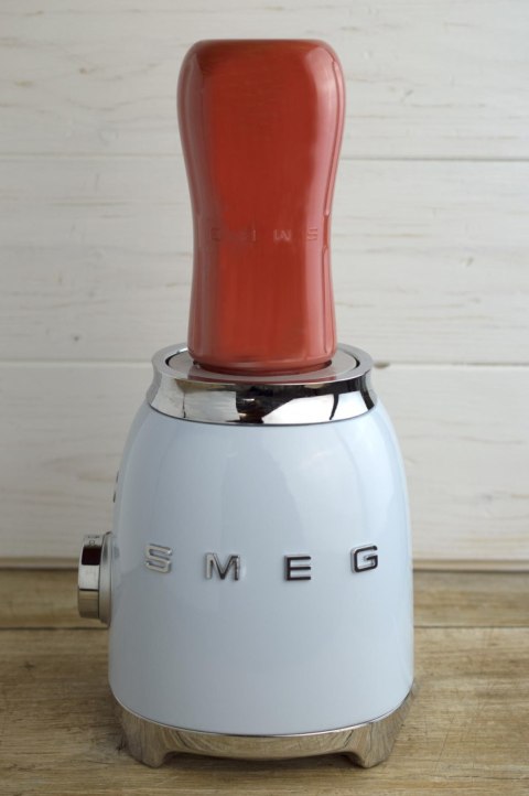 Shaker do blenderów - Bottle to go SMEG BGF01