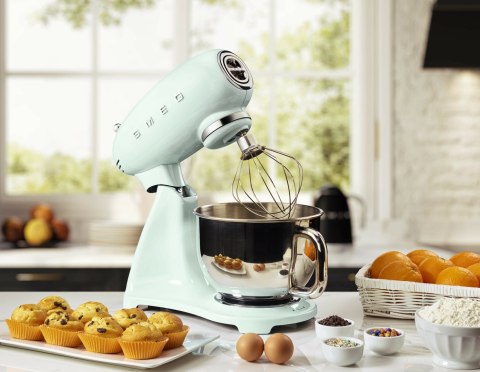 Robot planetarny pastelowa zieleń 800w Smeg SMF03PGEU