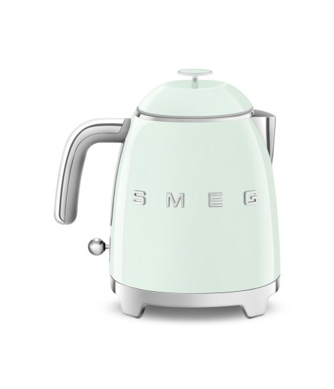 elektryczny czajnik smeg pistacjowy od boku