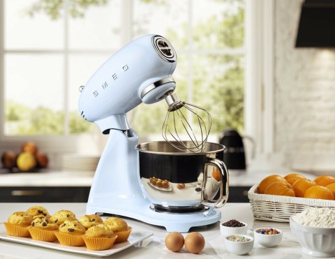 Robot planetarny Pastelowy błękit 800w Smeg SMF03PBEU