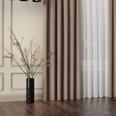 GRETA Tkanina dekoracyjna typu blackout, wysokość 320cm, kolor 008 brązowy 004204/TDP/008/000320/1