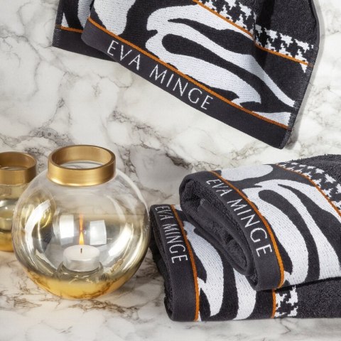 RĘCZNIK EVA6 CZARNY