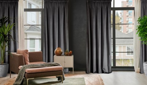 ZASŁONA GOTOWA D91 ROSA NA TAŚMIE CZARNY