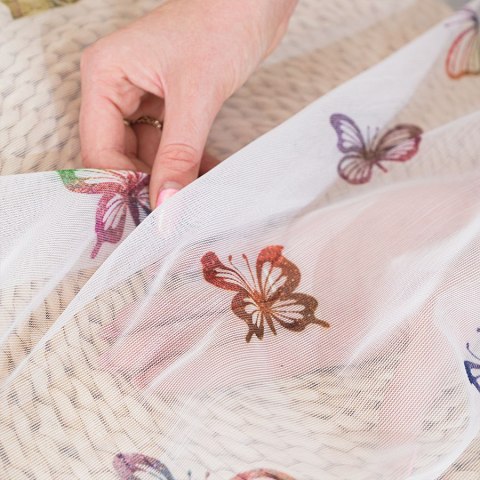 MOTYLKI Firanka żakardowa gotowa na prosto, szerokość 260 x wysokość 230cm, kolor 001 biały P00310/FBP/001/260230/1