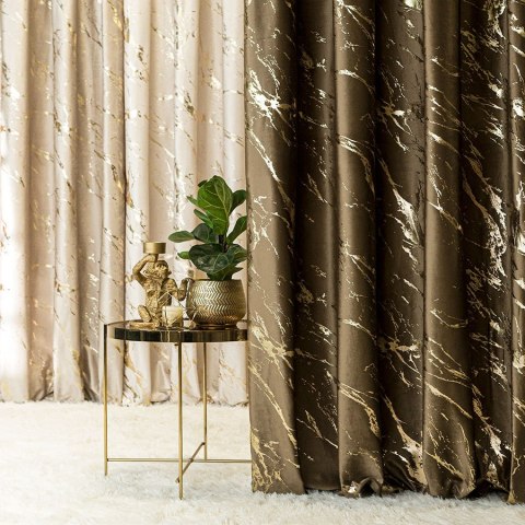 MARMA Zasłona gotowa na taśmie, szerokość 140cm x wysokość 250cm, kolor 002 brązowy ze złotym nadrukiem na VELVI TD0033/ZGT/002/