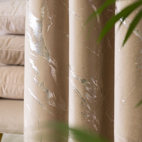 MARMA Zasłona gotowa na przelotkach, szerokość 140cm x wysokość 250cm, kolor 001 ciemny beżowy ze srebrnym nadrukiem na VELVI TD