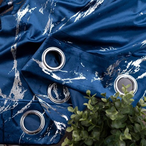 MARMA Zasłona gotowa na przelotkach, szerokość 140cm x wysokość 250cm, kolor 011 granatowy ze srebrnym nadrukiem na VELVI TD0037