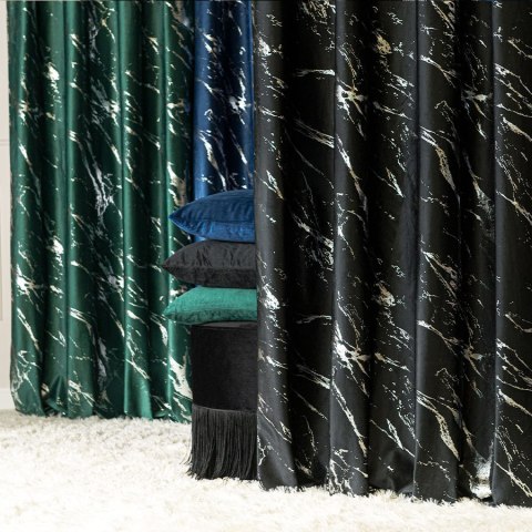 MARMA Zasłona gotowa na przelotkach, szerokość 140cm x wysokość 250cm, kolor 111 czarny ze srebrnym nadrukiem na VELVI TD0037/ZG