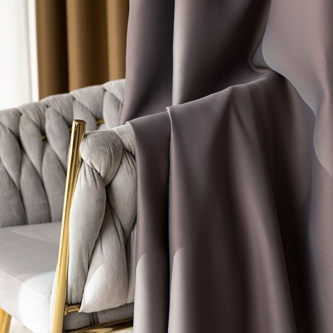 Zasłona gotowa typu blackout na przelotkach, szerokość 140cm x wysokość 250cm, kolor 204 ciepły ciemny szary TD0015/ZGP/204/1402