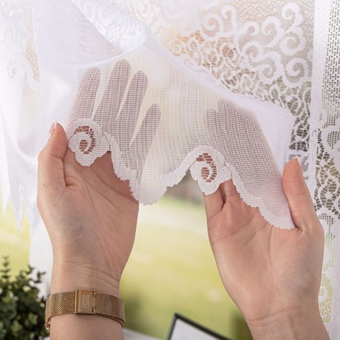 MODESTA Firanka żakardowa gotowa, szerokość 250 x wysokość 80cm, kolor 001 biały 017173/FBL/001/250080/1
