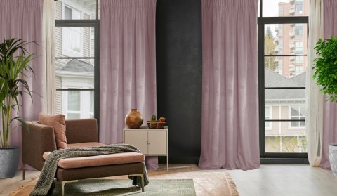 ZASŁONA GOTOWA D91 ROSA NA TAŚMIE 140 X 270 CM PUDROWY RÓŻ