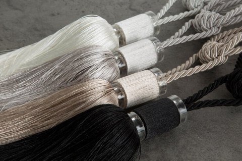 SZNUR DEKORACYJNY MILA 64 CM BEŻOWY