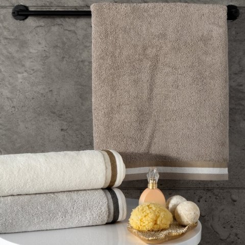 RĘCZNIK NIKO (01) 70 X 140 CM KREMOWY