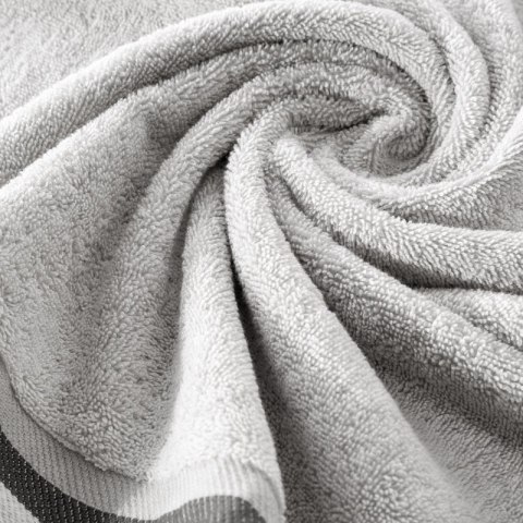 RĘCZNIK NIKO (03) 70 X 140 CM JASNOSZARY