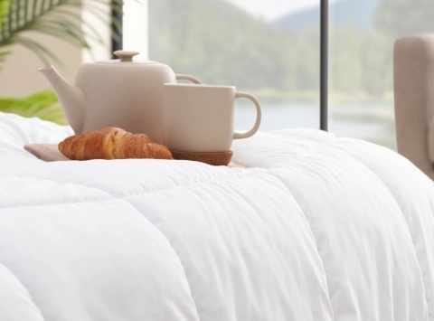 Kołdra Home by TEMPUR® Luxe Fibre Cooling Lightweight 135x200 cm