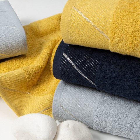 RĘCZNIK EVITA (10) 70 X 140 CM CZARNY