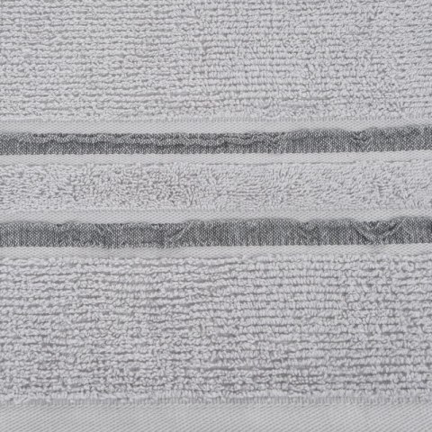 RĘCZNIK DINA (02) 70 X 140 CM SREBRNY