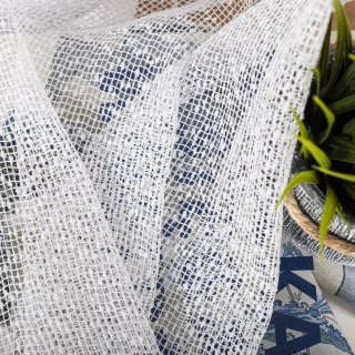 Firanka fantazyjna siatka z puszystymi przeszyciami, wysokość 280cm, kolor 001 biały 006050/000/001/000280/1