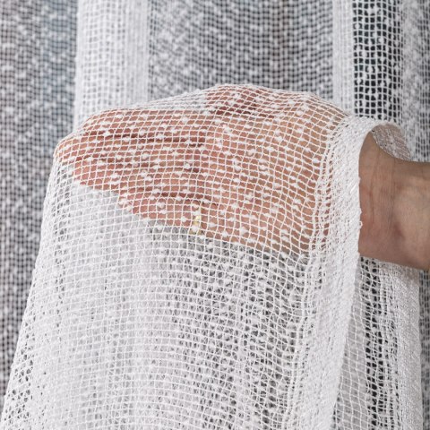 Firanka fantazyjna siatka z puszystymi przeszyciami, wysokość 280cm, kolor 001 biały 006050/000/001/000280/1