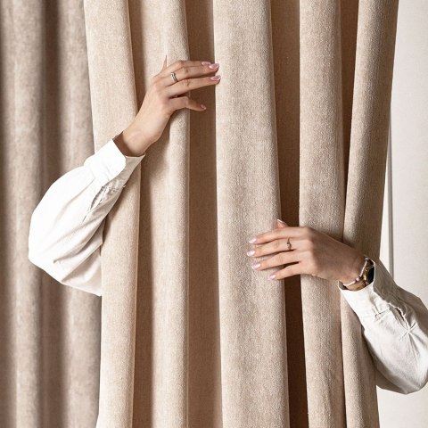 SOFT Zasłona gotowa na przelotkach, szerokość 140cm x wysokość 260cm, kolor 002 beżowy TD0035/ZGP/002/140260/1