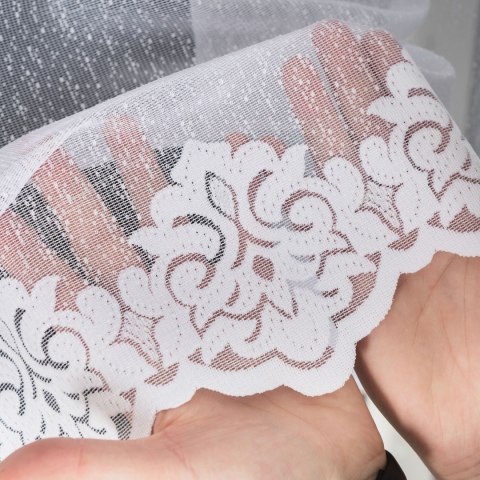 Firanka żakardowa ze wzorem na samym dole, wysokość 160cm, kolor 001 biały 023405/000/001/000160/1