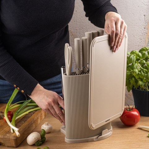 ZESTAW NOŻY W STOJAKU Z DESKĄ I CHWYTEM NA RĘCZNIK KLAUSBERG KB-7979