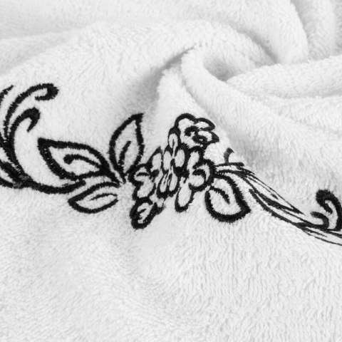 KOMPLET RĘCZNIKÓW 3 30X50 CM, 50X90 CM, 70X140 CM BIAŁY