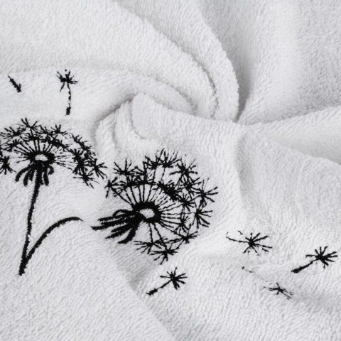 KOMPLET RĘCZNIKÓW 3 56 X 36 X 7 CM BIAŁY