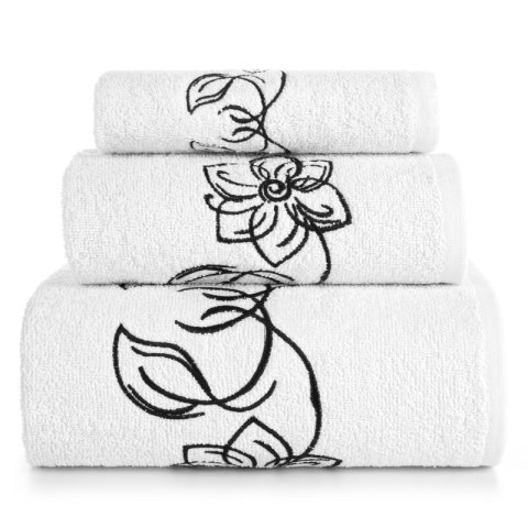 KOMPLET RĘCZNIKÓW 3 56 X 36 X 7 CM BIAŁY