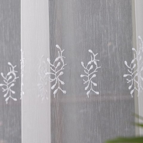 Firanka haftowana pasowa, wysokość 170cm, kolor 001 biały FH0043/768/001/000170/1