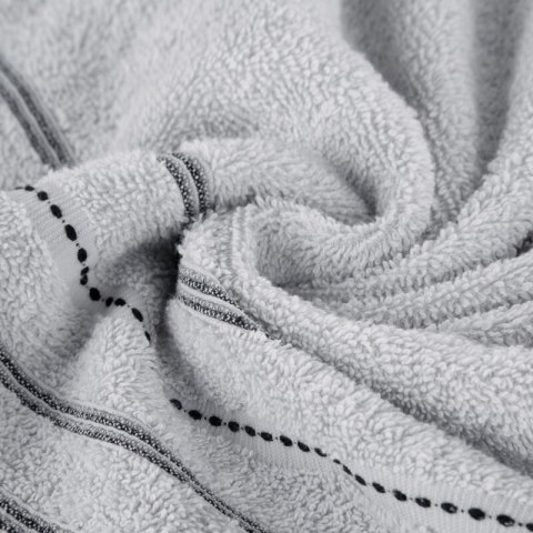 RĘCZNIK VENTO (02) 30 X 50 CM SREBRNY