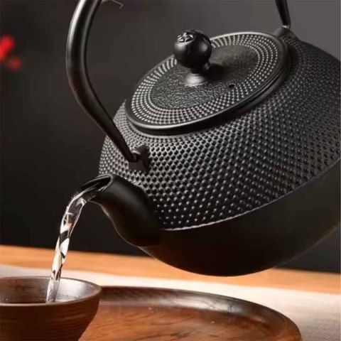 ZAPARZACZ ŻELIWNY DZBANEK CZARNY 1,4L Z FILTREM i FILIŻANKAMI PREZENT