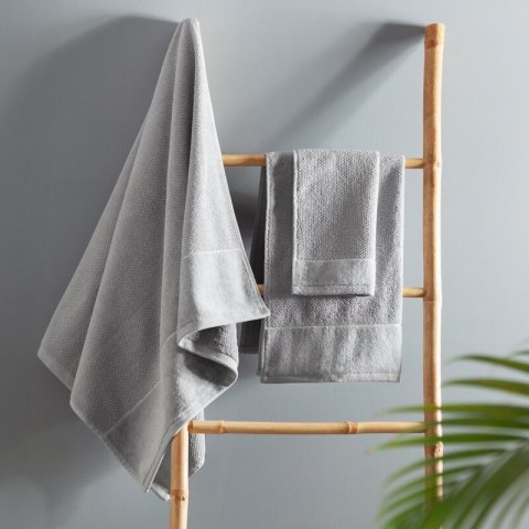 RĘCZNIK ARIA (02) 50 X 90 CM SREBRNY