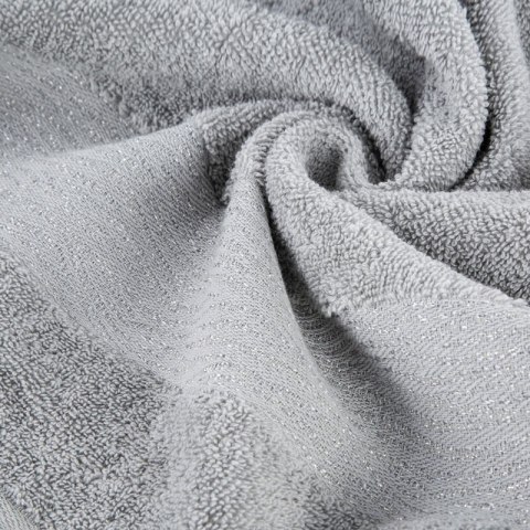 RĘCZNIK AMBER (02) 70 X 140 CM SREBRNY