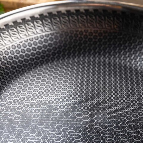 PATELNIA STALOWA WOK 28cm Z POWŁOKĄ PLASTER MIODU KLAUSEBRG KB-9024