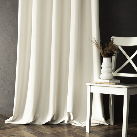 MATT VELVET Tkanina dekoracyjna, wysokość 320cm, kolor 002 kremowy MATVEL/TDP/002/000320/1