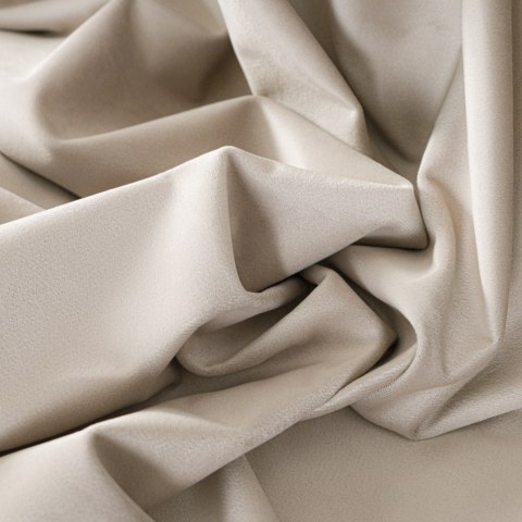 BLACKOUT VELVET Zasłona gotowa na przelotkach, szerokość 140cm x wysokość 240cm, kolor 015 ciemny kremowy BLAVEL/ZGP/015/140240/