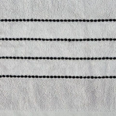 RĘCZNIK NELLY 70 X 140 CM SREBRNY