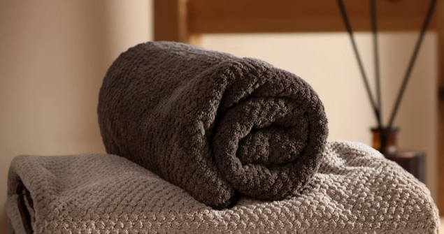 Ręczniki bambusowe vs bawełniane – które są lepsze?