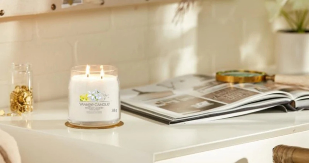 Świece zapachowe w stylu eko – naturalne woski i ekologiczne knoty